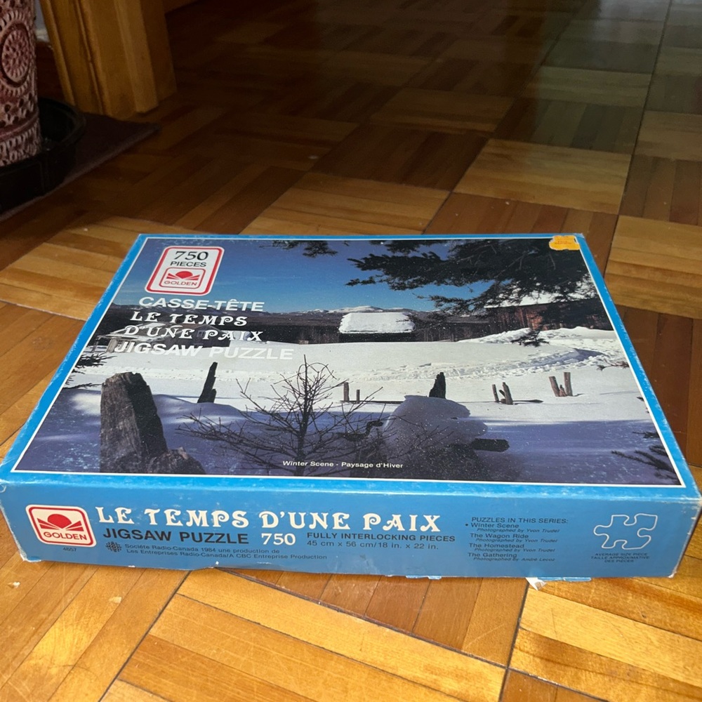 Vintage Blue and White Jigsaw Puzzle 750 Pieces